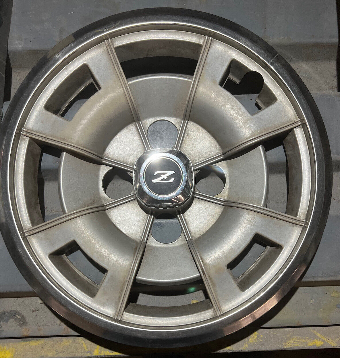Nissan / Datsun Z 14" Hub Caps
