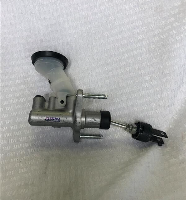 Aisin Clutch Master Cylinder for Toyota Corolla 1997-2002 & more #31410-12381
