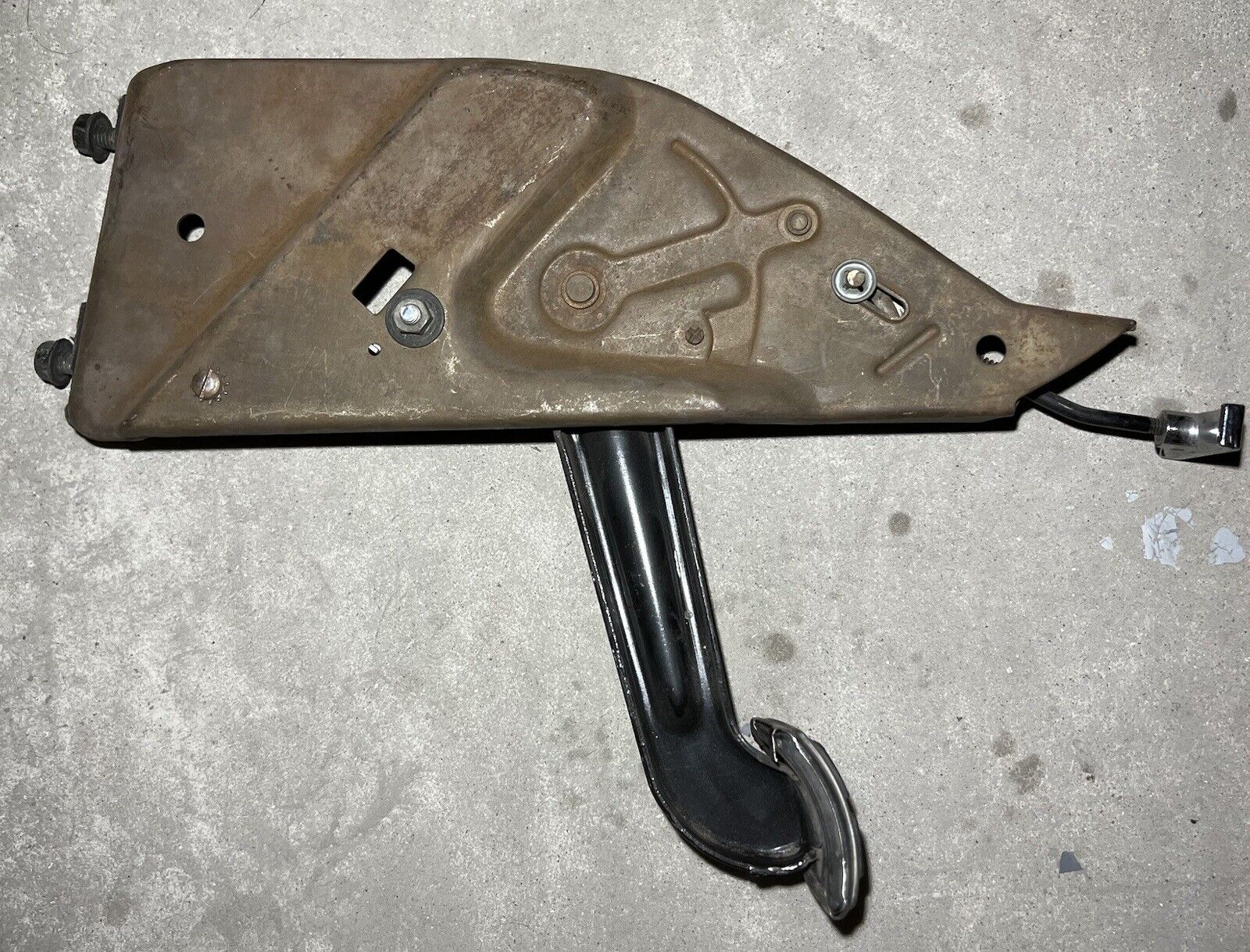 1965 Chevy OE Emergency Brake Pedal and Bracket – Black Wolf Auto Parts