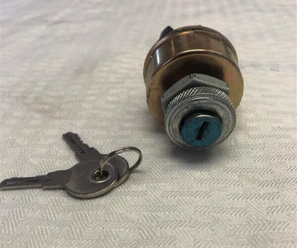 1971 International Ignition Switch with Keys